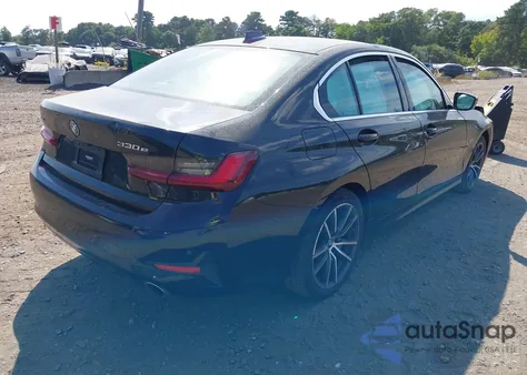 2022 BMW 3 Series 330E xDrive z USA, uszkodzony, nr VIN 3MW5P9J09N8C72299